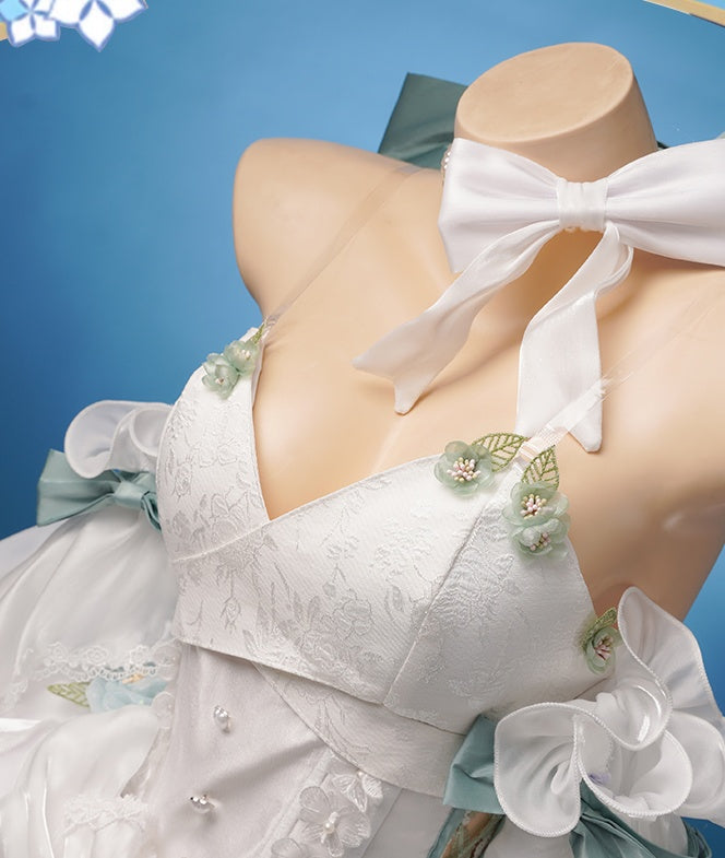 Genshin Impact Lynette Angel's Courtyard Cosplay Costume