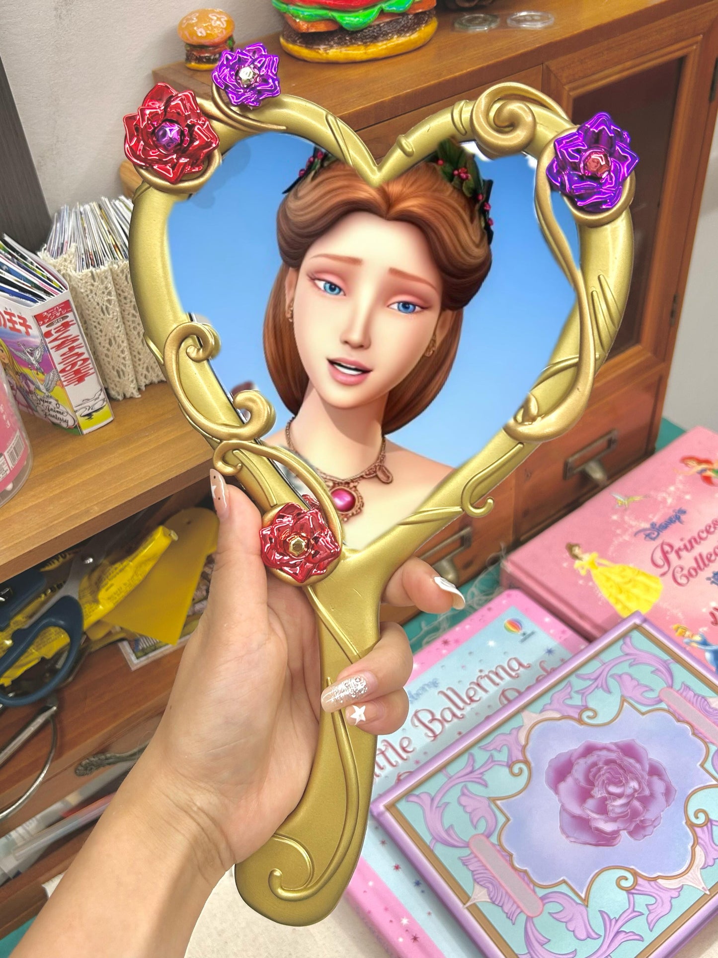 Barbie & the Diamond Castle Heart Mirror