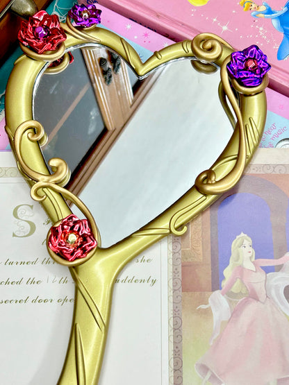 Barbie & the Diamond Castle Heart Mirror