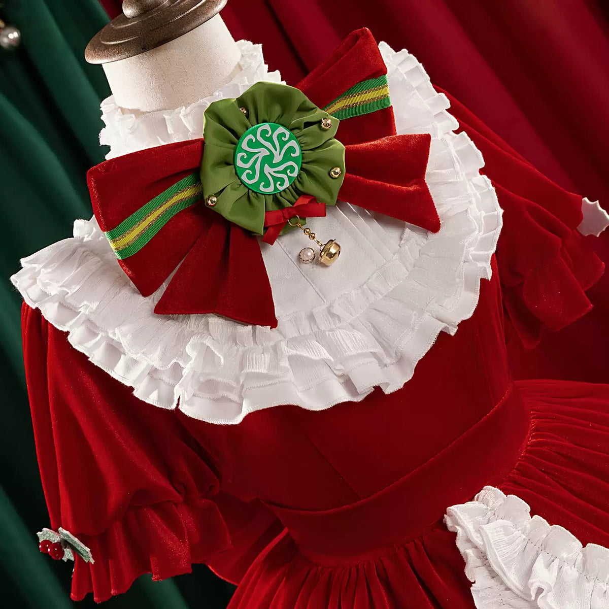Identity V Gardener Emma Woods Christmas Cosplay Costume