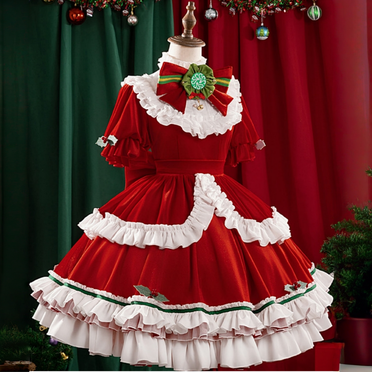 Identity V Gardener Emma Woods Christmas Cosplay Costume