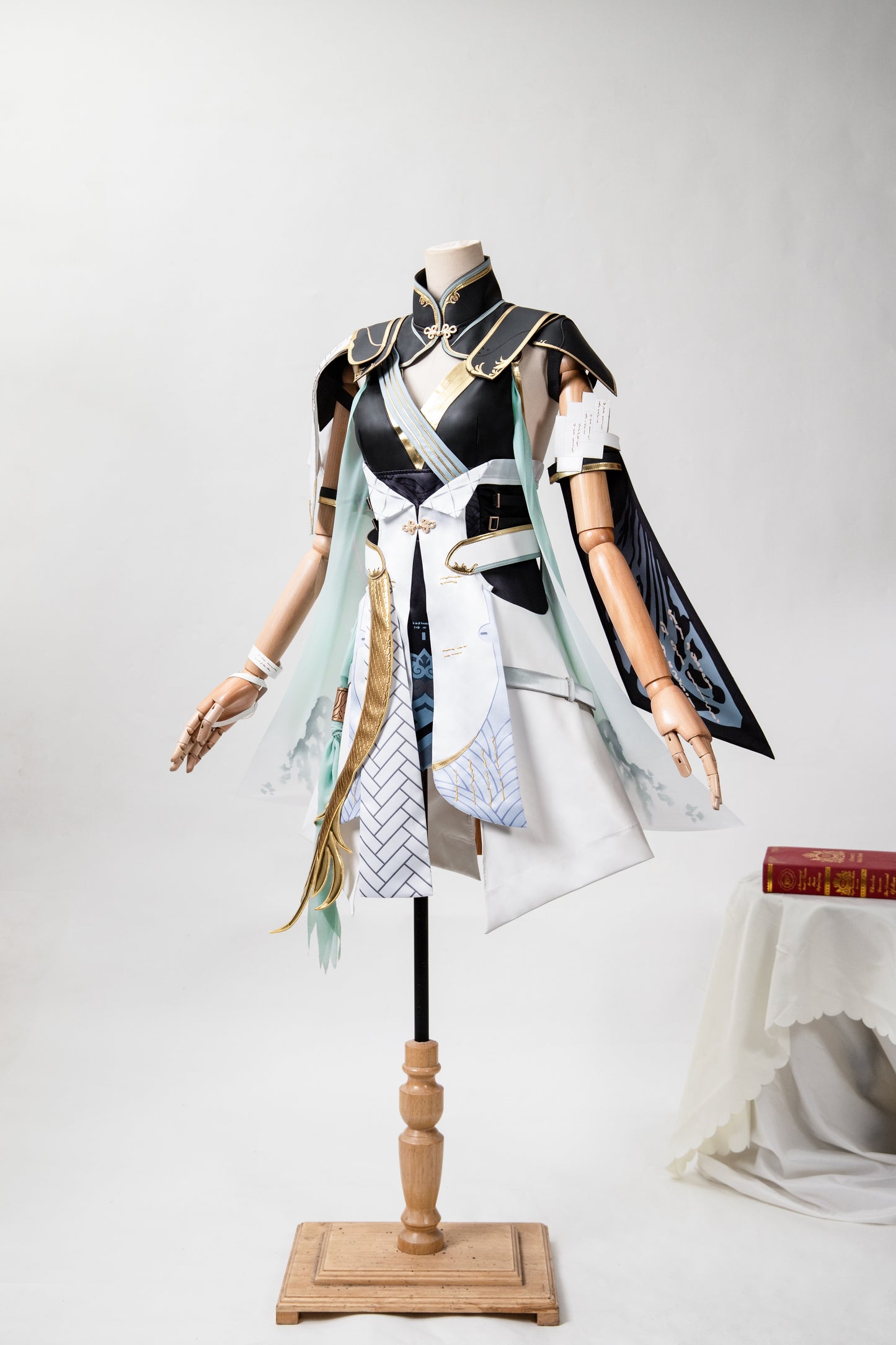 Wuthering Waves Jinhsi Cosplay Costume