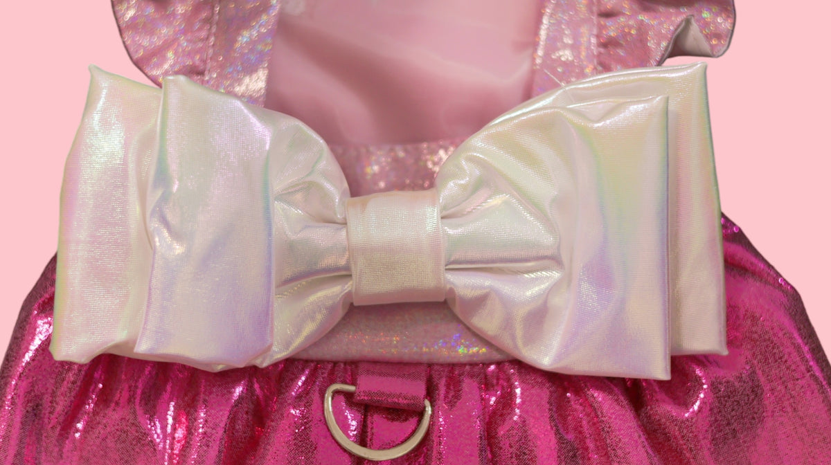 Large bow detail on pink princess cat costume dress